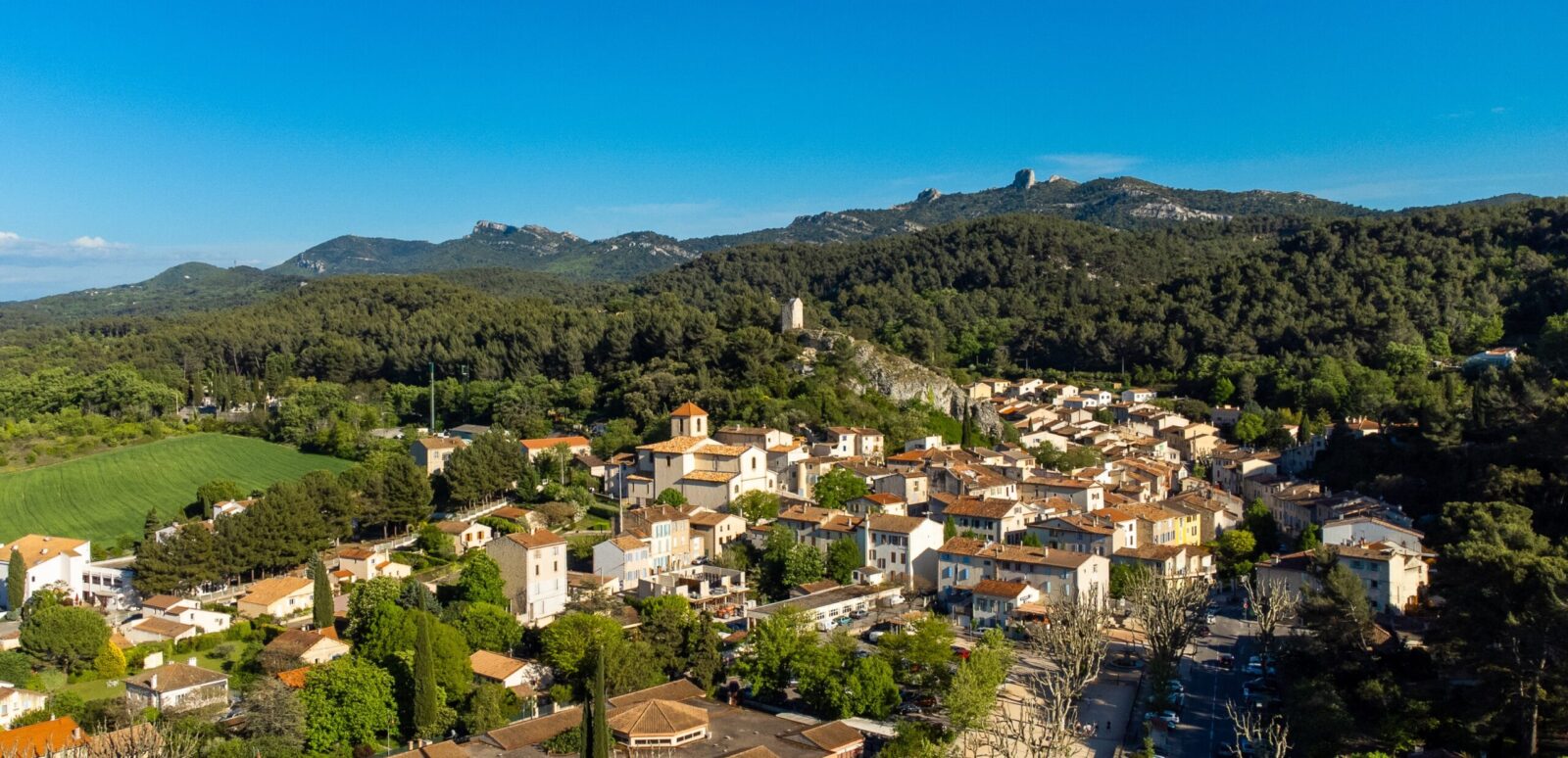 Village de Simiane-Collongue
